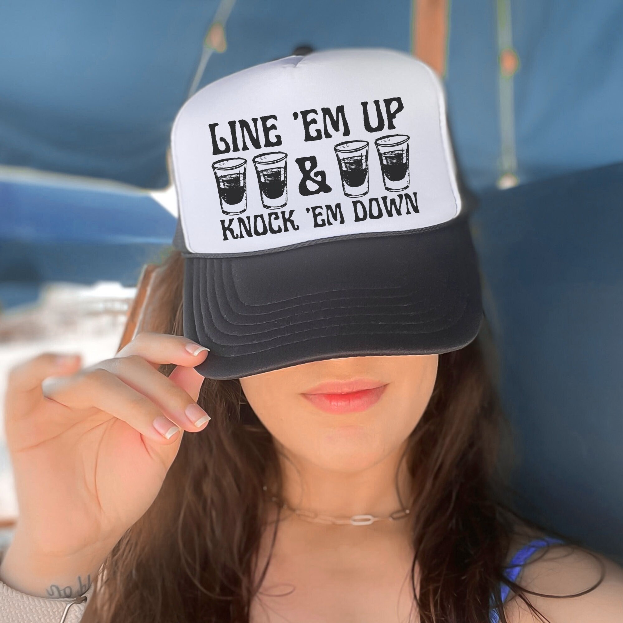 Whiskey Glasses Trucker Hat: Morgan Wallen Tour Merch Still  display picture 2