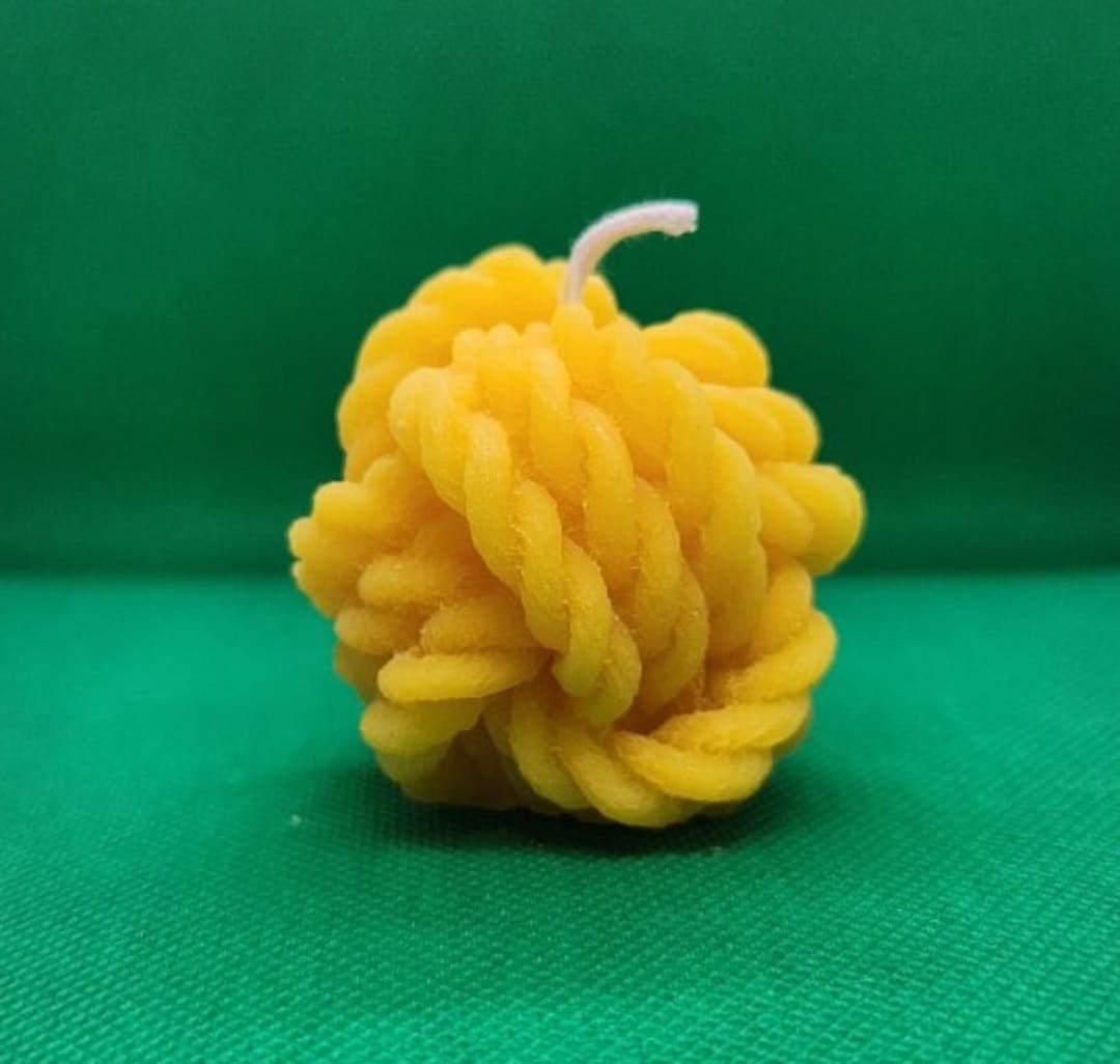 Twisted Rope / Ball of Yarn Beeswax Candle / Pure Beeswax / Etsy