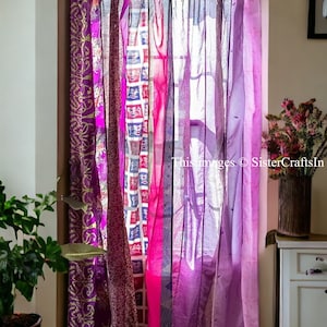 LIVRAISON GRATUITE Rideaux indiens vintage en tissu de soie sari, rideau décoratif bohème hippie fait main, rideau en patchwork de décoration de chambre, décoration de fenêtre Violet