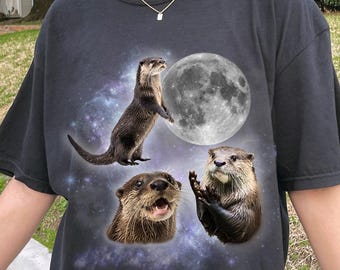 Vintage Otters Graphic T-Shirt – Y2K Sea Otter Comfort Colors Tee