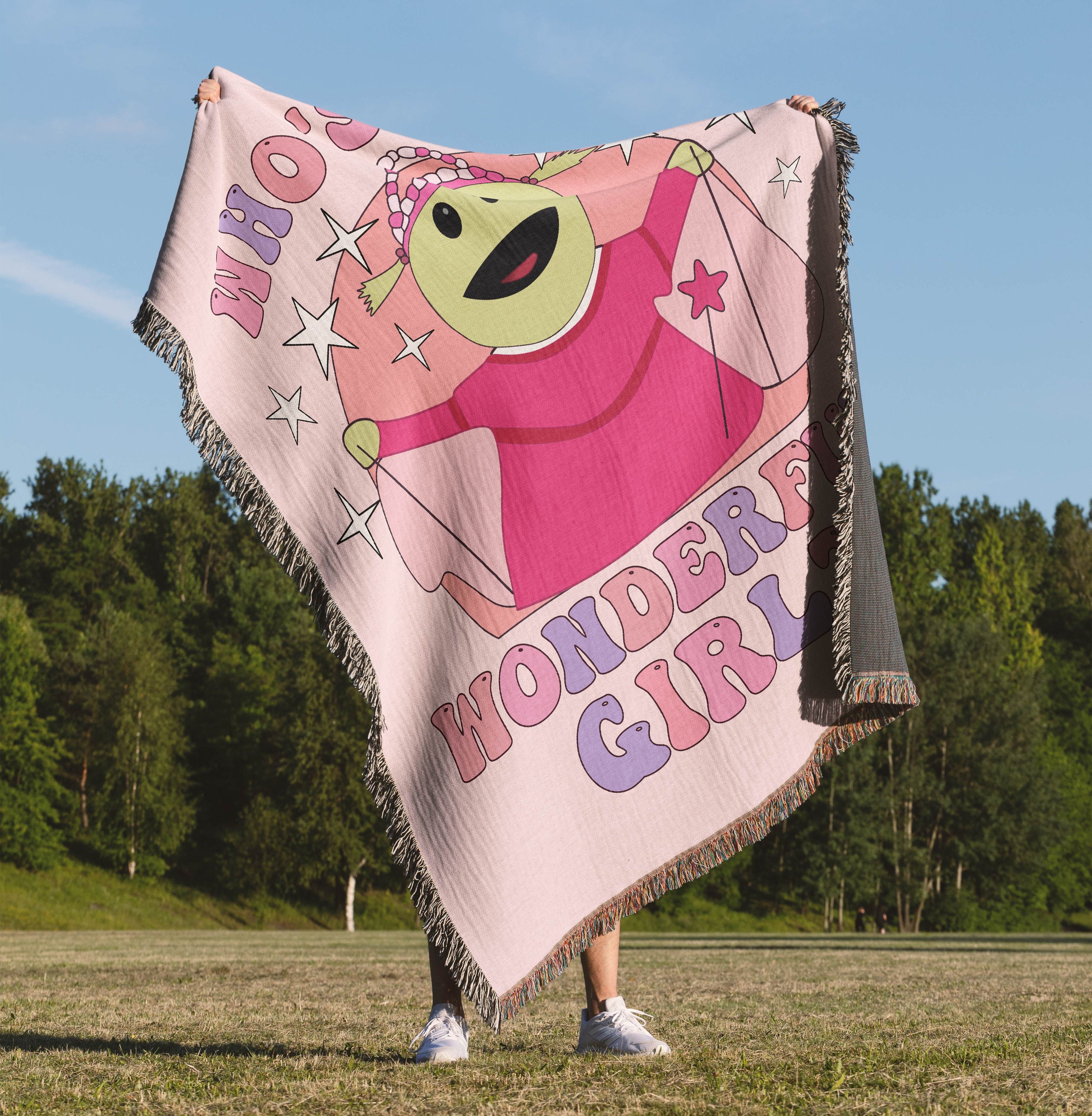 Who's That Wonderful Girl Pink Woven Blankets, Nanalan Cartoon, Nanalan
