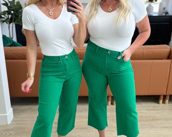 Lisa High Rise Control Top Wide Leg Crop Jeans in Kelly Green