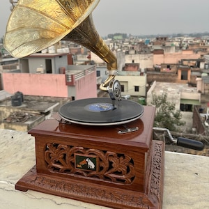 Vintage Elegance: HMV Working Gramophone - A Timeless Phonograph for Collectors & Home Decor Enthusiasts