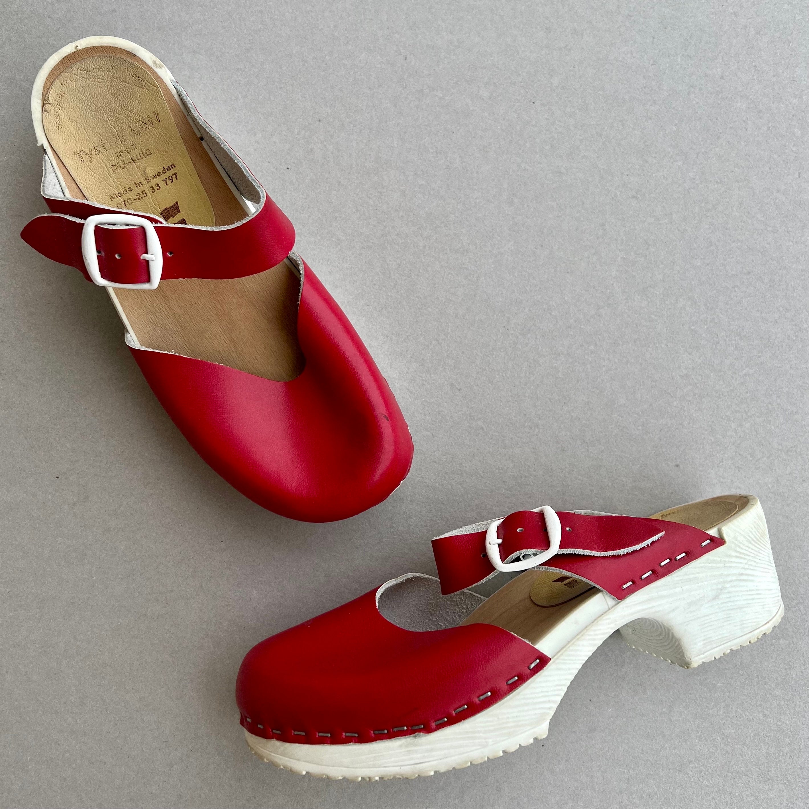 Red clog sandals sale