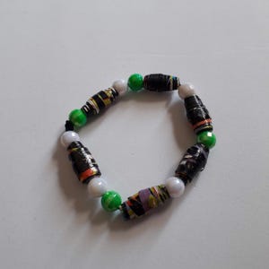 bracciale green fatto a mano con perle di carta
