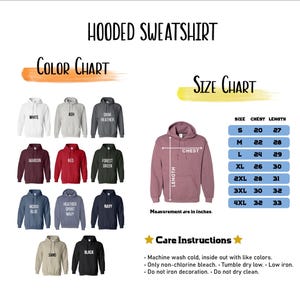 以下が含まれることがあります： フード付きスウェットシャツの色見本とサイズチャート。色見本には、白、アッシュ、ダークヘザー、マルーン、赤、フォレストグリーン、インディゴブルー、ヘザースポーツネイビー、サンド、ブラックなど、さまざまなスウェットシャツの色が表示されています。サイズはインチです。