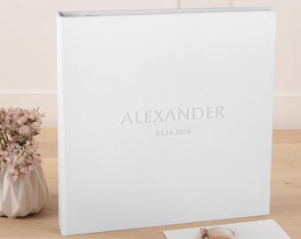 Selbstklebendes Babyfotoalbum | Personalisiertes Baby-Erinnerungsbuch | Großes Fotoalbum aus Leder | Handgefertigt in Europa
