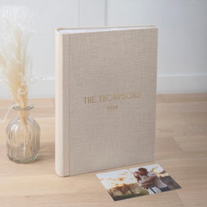 Photo Album with Sleeves for 300 4x6&quot; / 10x15cm Photos | Custom Wedding Slip In Photo Album | Personalized Linen Family Memory Book