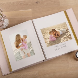 Großes Babyfotoalbum | Selbstklebendes Baby Memory Buch | Personalisierte Leinen Scrapbook | Einzigartiges Babypartygeschenk | Handgefertigt in Europa