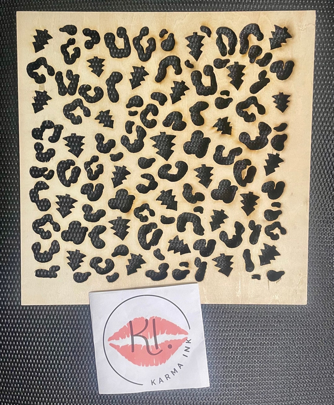 11x11 Wooden Leopard and Christmas Tree Stencil for Bleaching Tshirts