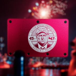 Trump / Regalo / Bloqueo RFID / Billetera de metal grabada / Diseño minimalista y delgado / Clip para billetes / Regalo perfecto para hombres / Día del Padre / 45/47