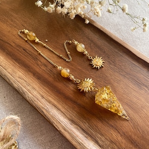 Beheiztes Citrin-Pendulum, Pendulum aus Harz mit Naturstein-Intarsien, Hellsehen und Wicca-Radiästhesie