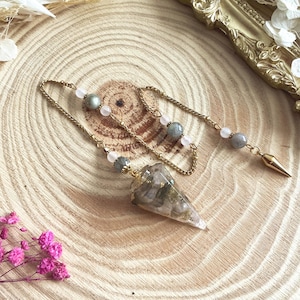 Rose quartz and labradorite divination pendulum, pretty inlaid resin pendulum, natural stone pendulum, clairvoyance pendulum