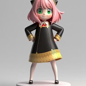 Pode incluir: Uma estatueta de um personagem com cabelo curto rosa, olhos grandes verdes e um pequeno sorriso. O personagem veste um vestido preto com detalhes dourados, uma gola branca com uma gravata vermelha e acessórios pretos no cabelo.