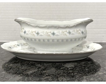 Mikasa Fine China Gravy Boat Fleur-De-Lis with Underplate