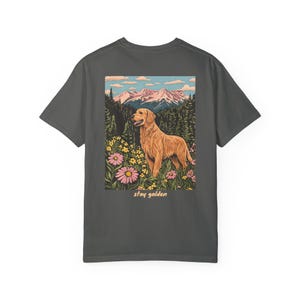Mantente dorado, camiseta de golden retriever, camiseta de senderismo, camiseta de perro, camiseta para amantes de los perros imagen 2