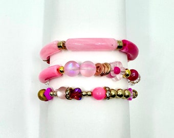 Vamos pila de pulseras de Barbie