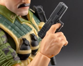 Action Figure 9MM G Blaster