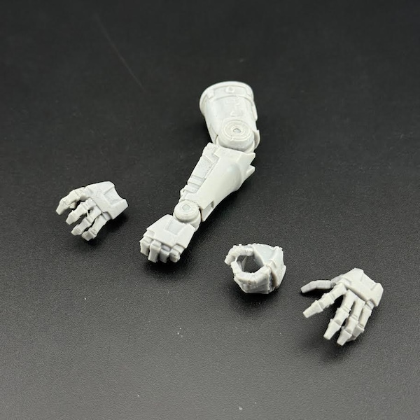 Savage Oppress Mechanical Arm Action Figure Accessory