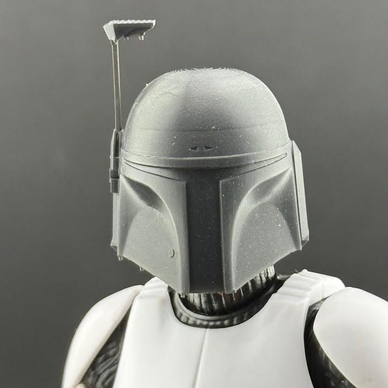 Basic Mando Helmet Accessory for Action Figures immagine 1
