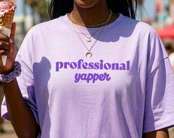 Besticktes Professional Yapper T-shirt in Orchidee Hell Lila