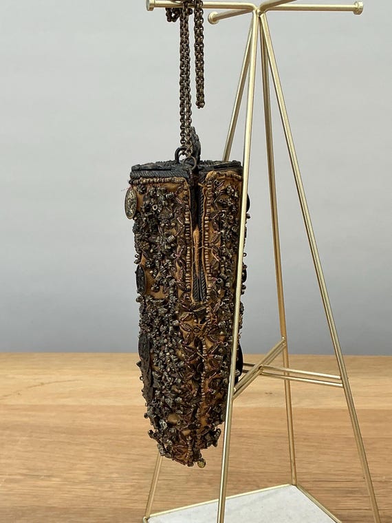 Unique Selection Privee Embellished Flapper Style… - image 5