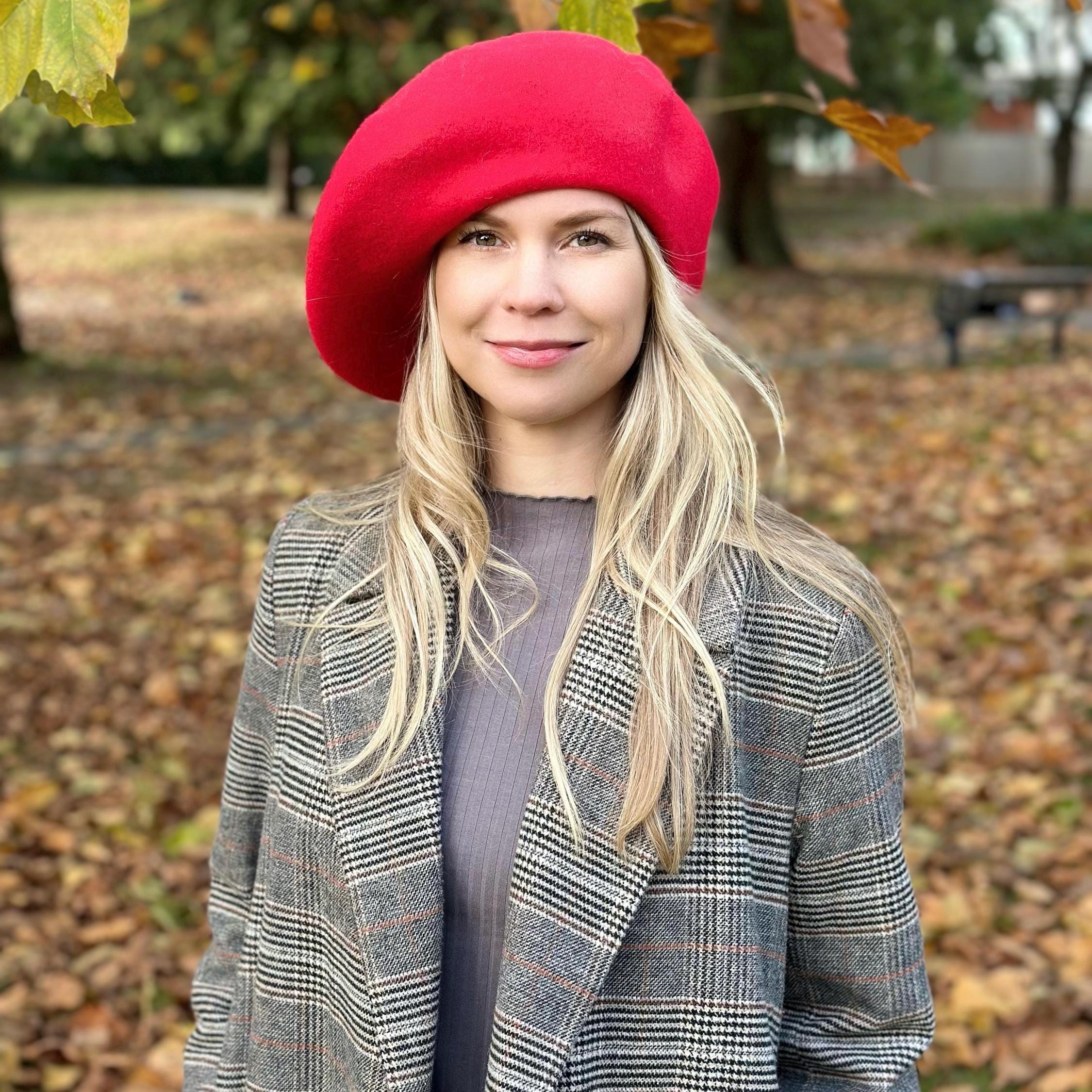 thumbnail image 2 of Oversized Wool Beret For Women - French Style, Big Brim, With Elastic Band (90% Wool) 2 of 13
