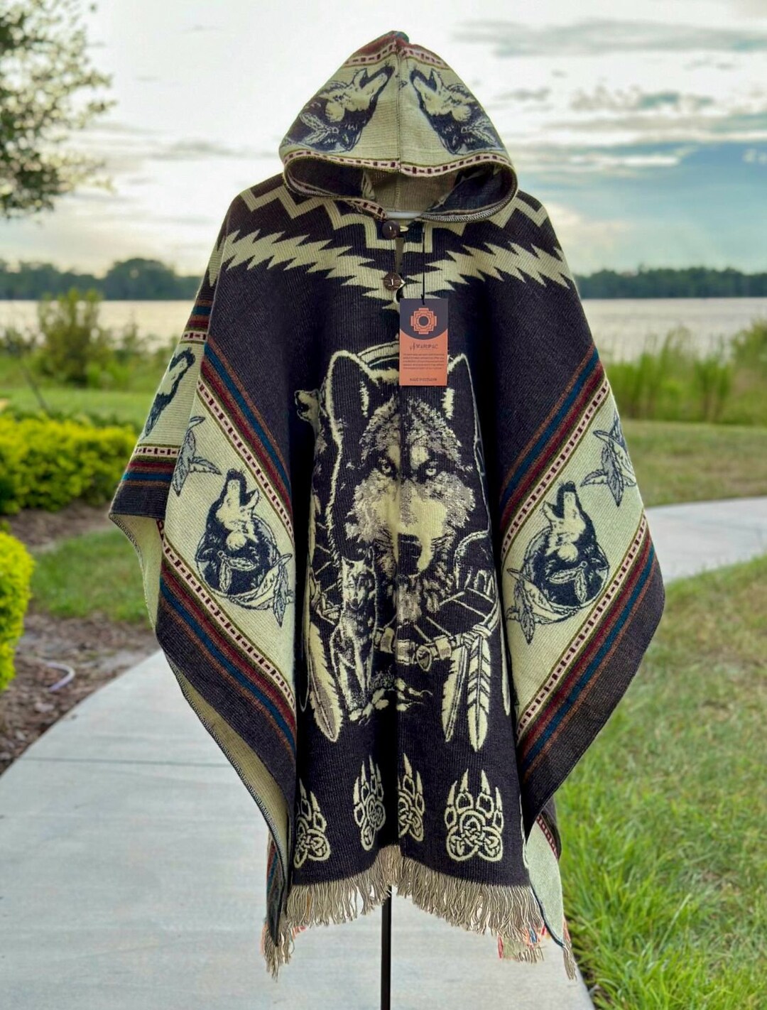 Ponchos Native Wolf Ponchos Ecuador Aztec Geometric - Etsy