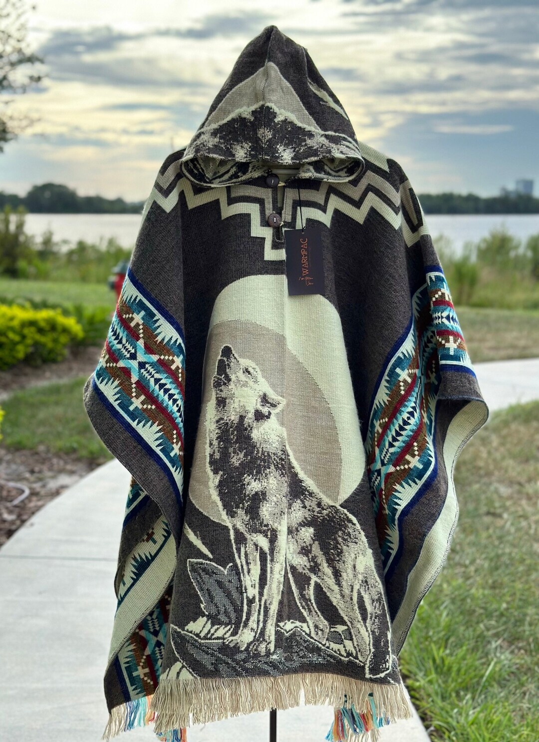 Ponchos Native Wolf Ponchos Ecuador Aztec Geometric - Etsy