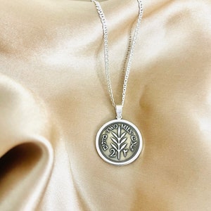 This piece represents the 1927 2 Mil coin. (Double-sided coin). Can be worn on both sides!
Handmade in Palestine of high quality sterling silver.