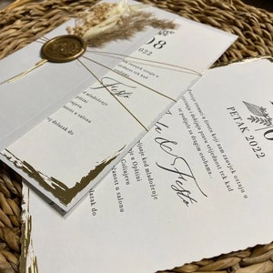 Código: 1019 Invitación de boda blanca hecha a mano imagen 3