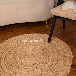 Handmade Round Jute Rug: Natural Fiber Boho Decor