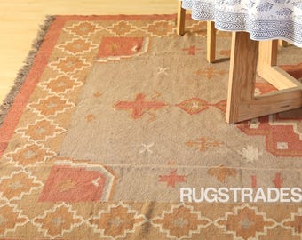 Handgewebter Kelim-Teppich aus Wolle und Jute, Flachgewebeteppich im Südwest-Stil, beige-terrakottafarbener Boho-Bauernhaus-Dhurrie-Teppich, individueller Teppich