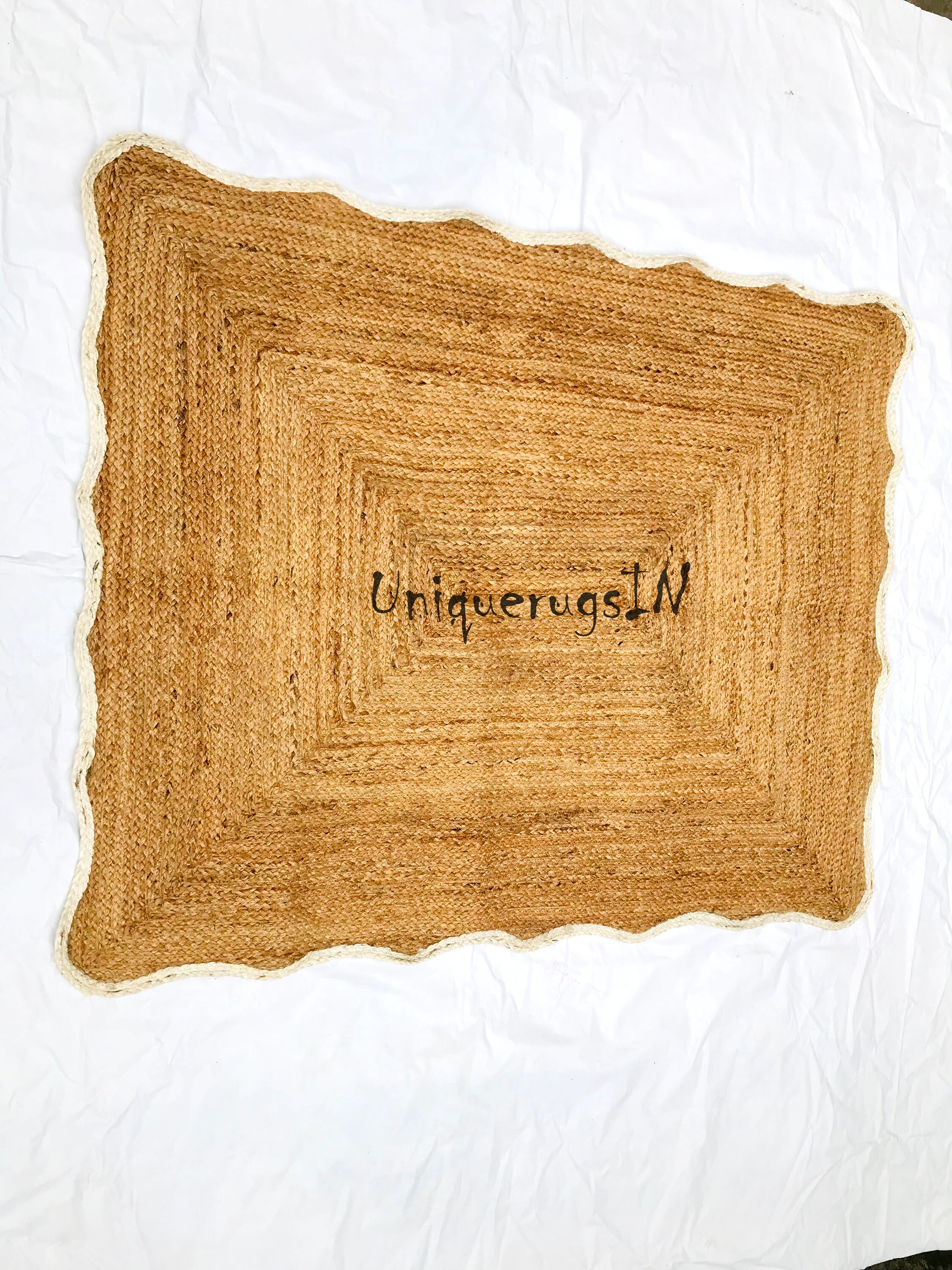 Scallop Jute Rug, Natural Jute Wavy Edge Rug, Scalloped Border Rug ...