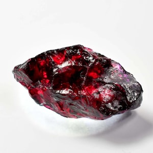 66.95 Ct Very Rare 100% Natural Red Painite Rough Unheated Burmese Facet Loose Rough Certified-Wholesale Rough-Natural Painite Rough Raw AAA