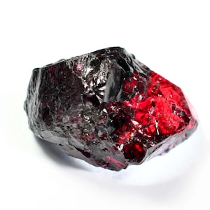 103.95 Ct Very Rare 100% Natural Red Painite Rough Unheated Burmese Facet Loose Rough Certified-Wholesale Rough-Natural Painite Rough RawAAA