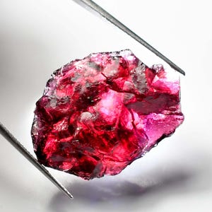 44.15 Ct Very Rare 100% Natural Red Painite Rough Unheated Burmese Facet Loose Rough Certified-Wholesale Rough-Natural Painite Rough Raw AAA