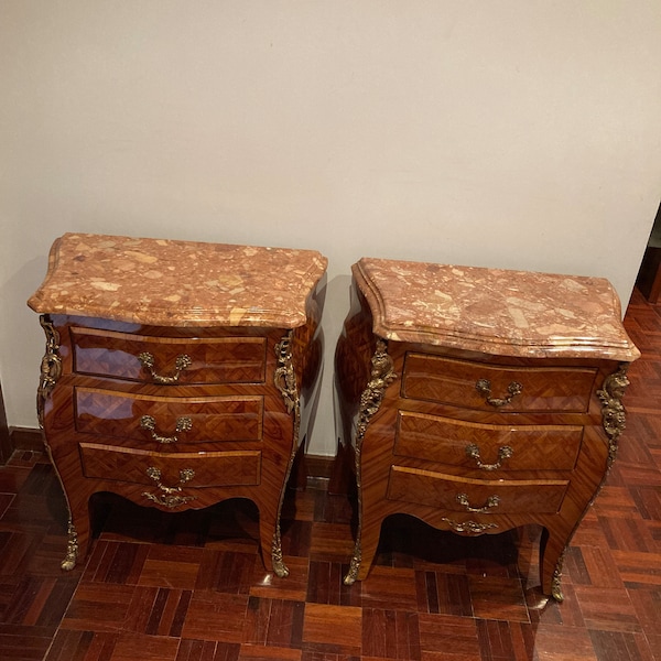 Paire de tables de chevet de style Louis XV - UE UNIQUEMENT livraison gratuite