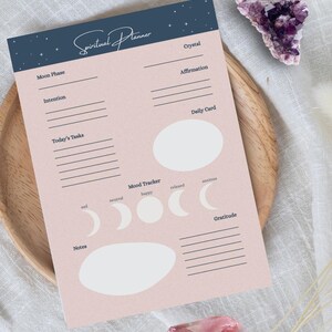 Agenda de pratique spirituelle quotidienne | Astrologie | Méditation | Lune | Cristaux | Tarot | Pleine conscience | Remerciements | Intention | Affirmation