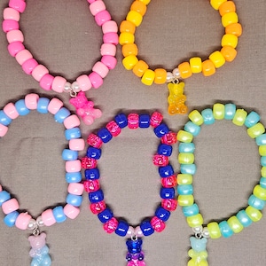 Gummy Bear Kandi Charm Bracelet, Y2K Beaded Bracelet, Kawaii Kidcore Jewelry