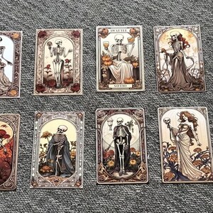 15 belles cartes gothiques. Faites un présentoir idéal ou des cartes à envoyer. Carte de qualité illustrant des images de style carte de tarot