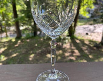 Vintage CRYSTAL Wine Glass 8” tall.Classic style. Beautiful design and ring. Great condition.