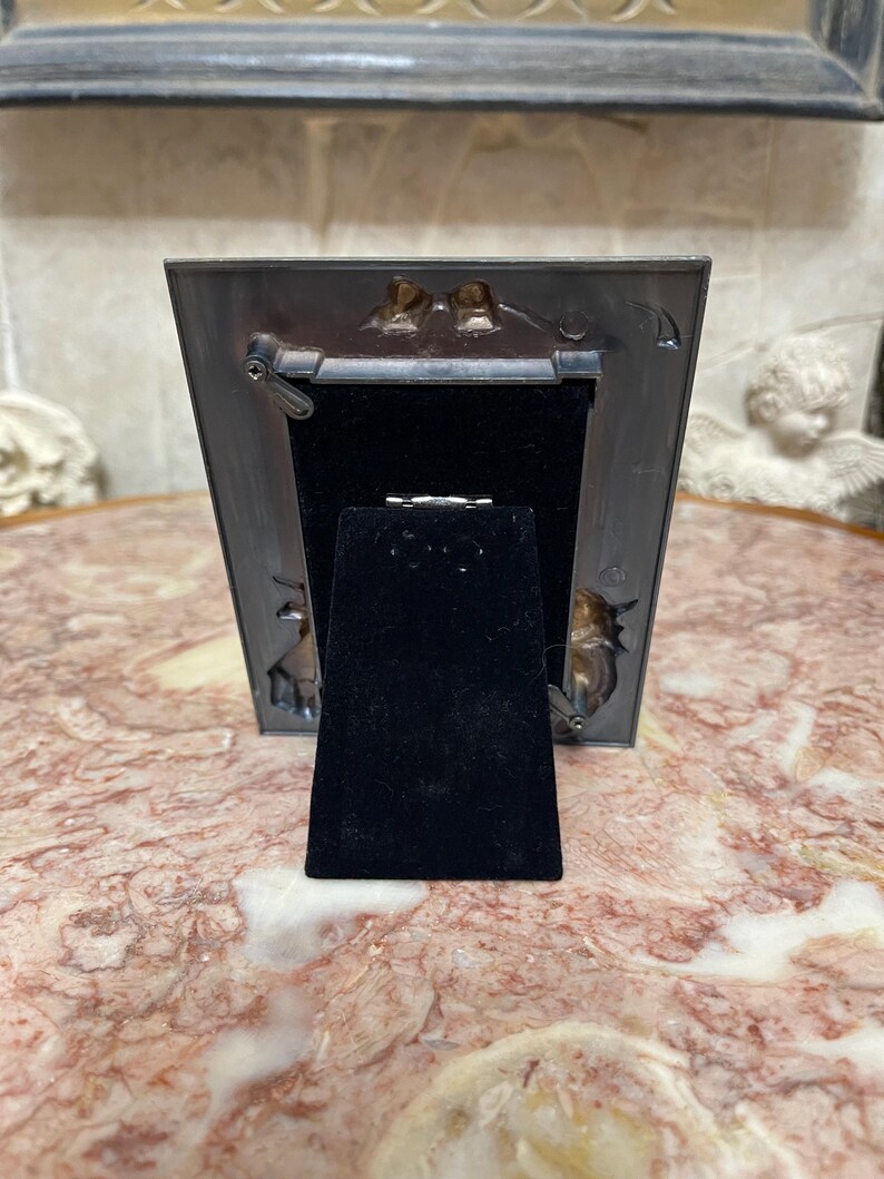 Vintage Metal 3 D Baby Photo/ Picture Frame 2”x 3”. Bronze Tone.great ...