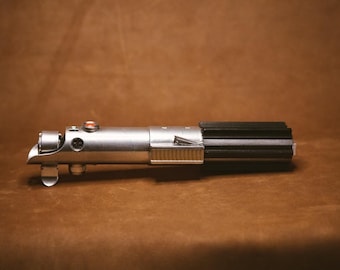 Luke Skywalker’s Lightsaber Hilt – 3D Printed, Airbrushed Chrome Finish – Custom Handmade Display Piece