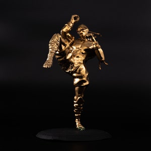 League Of Legends LeeSin - League of Legends Figurines, GOLD