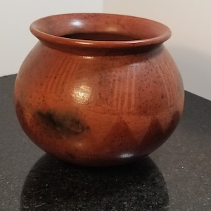 Olla de barro de terracota vintage Sasak cocida a mano