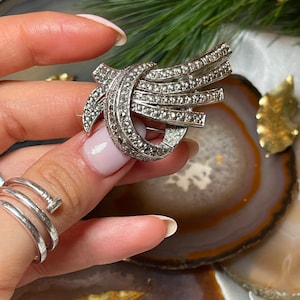 Vintage  Brooch by Sphinx 50s - 80s