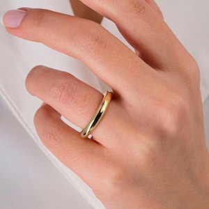 14K Solid Yellow Gold Band Ring: Simple Thumb Ring (4.5x4.5mm)