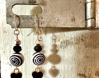 Black Heart Charm Earrings!!