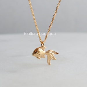 Detailed Goldfish Charm Necklace, Dainty Silver Cute Fish, Veiltail Simple Aesthetic, Gold Dipped, Minimalist Jewelry, bridesmaid Her Gift